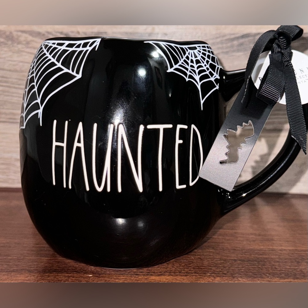 Cute 🥰 HAUNTED Pumpkin shaped with Spiderwebs 🕸️ on it mug by Rae Dunn 🆕